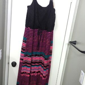 Elegant Black and Pink Maxi Dress